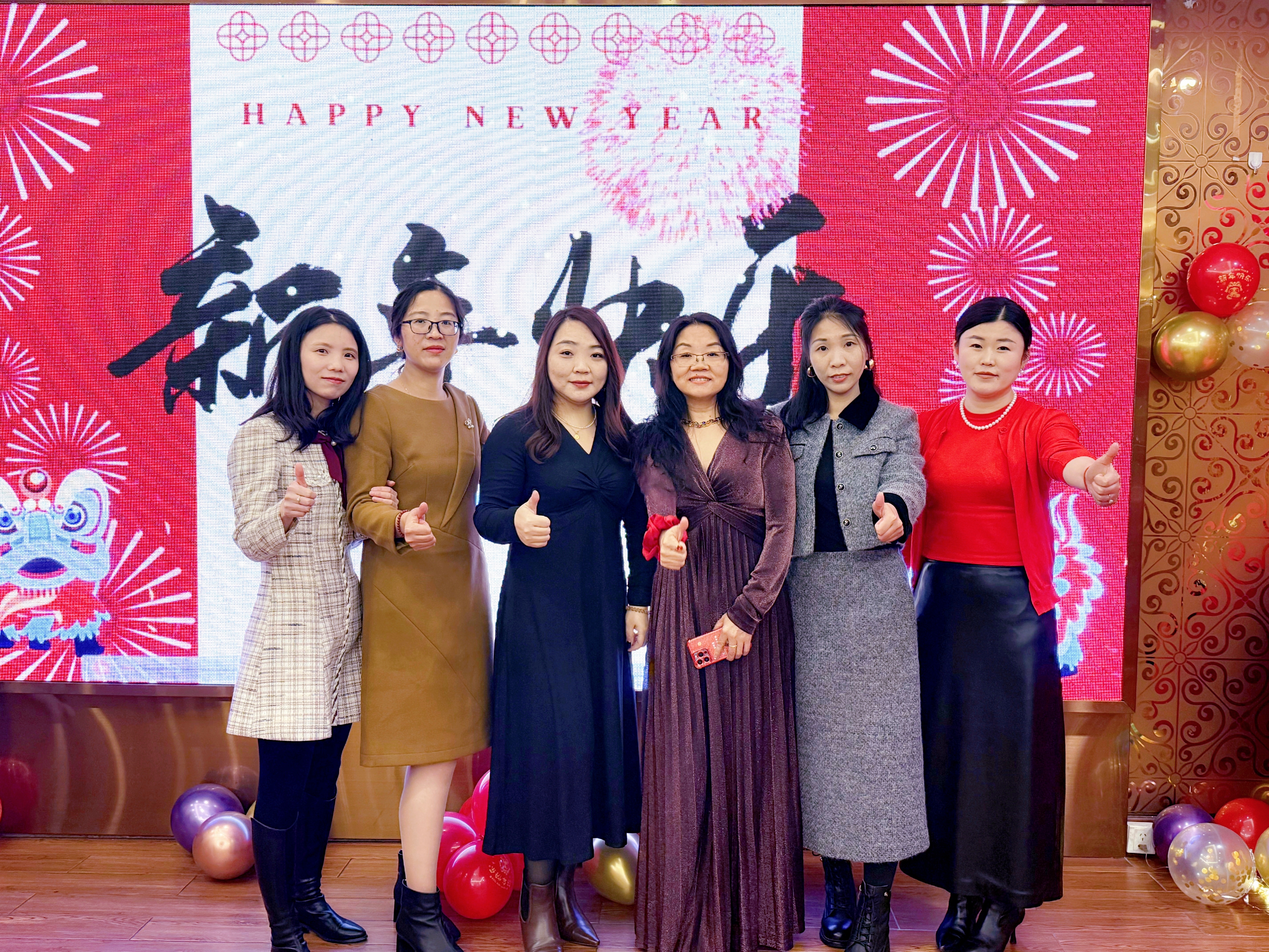 销售及linda.jpg